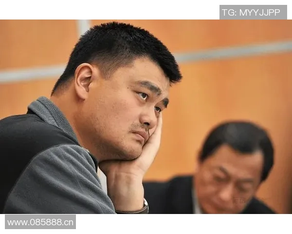 姚明谈新一代成长：倾听内心声音而非父母意见