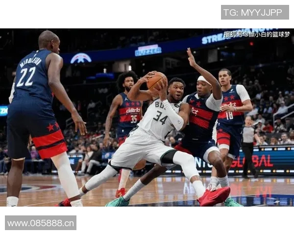 今日雄鹿对阵篮网字母哥与小凯文波特出战情况尚不明朗